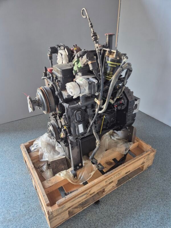 Komatsu SAAD107 - Image 8