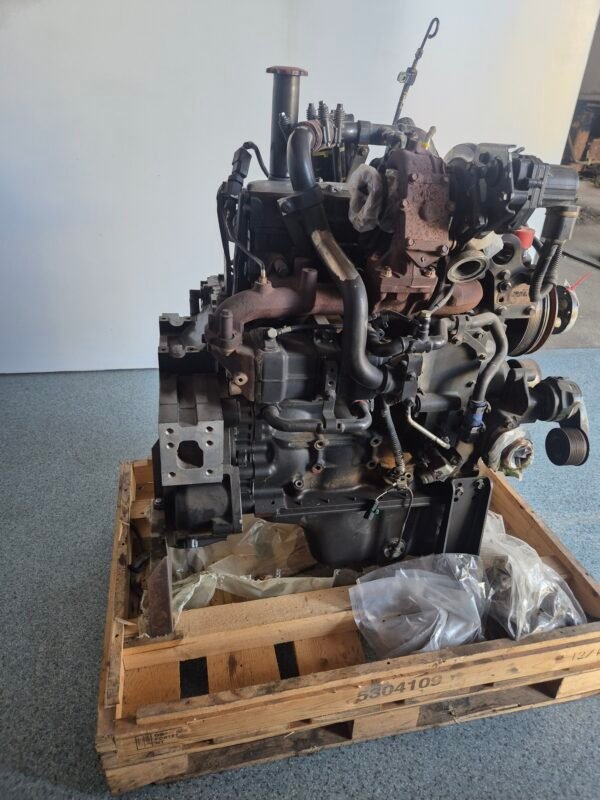 Komatsu SAAD107 - Image 2