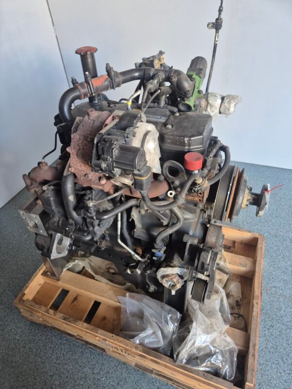 Komatsu SAAD107 - Image 3