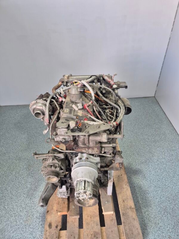 ISUZU 4HK1
